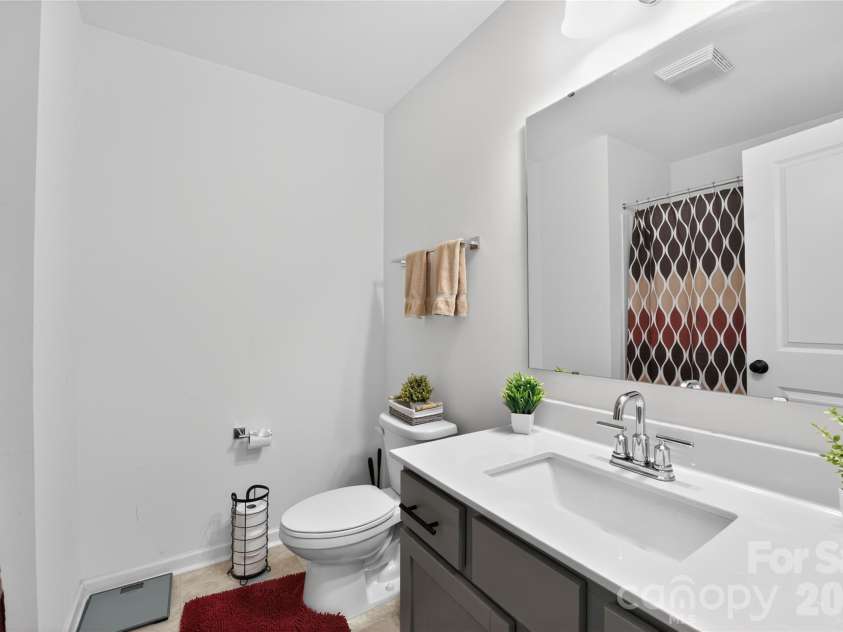 13008 Suncreek Terrace, Charlotte, NC 28214.  MLS# CAR4338560, YatesRealty ID 11118. 