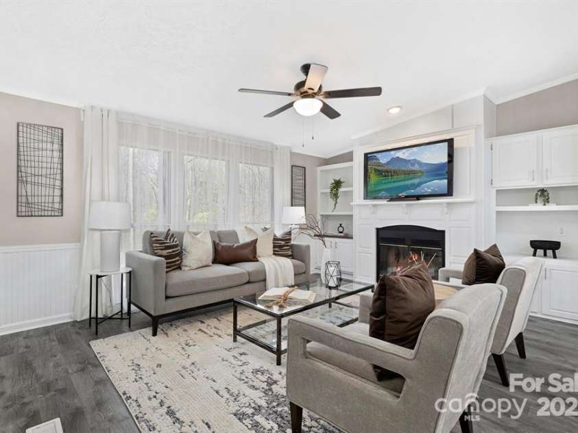 140 Sanford Lane, Badin Lake, NC 28127.  MLS# CAR4281165, YatesRealty ID 11119. 