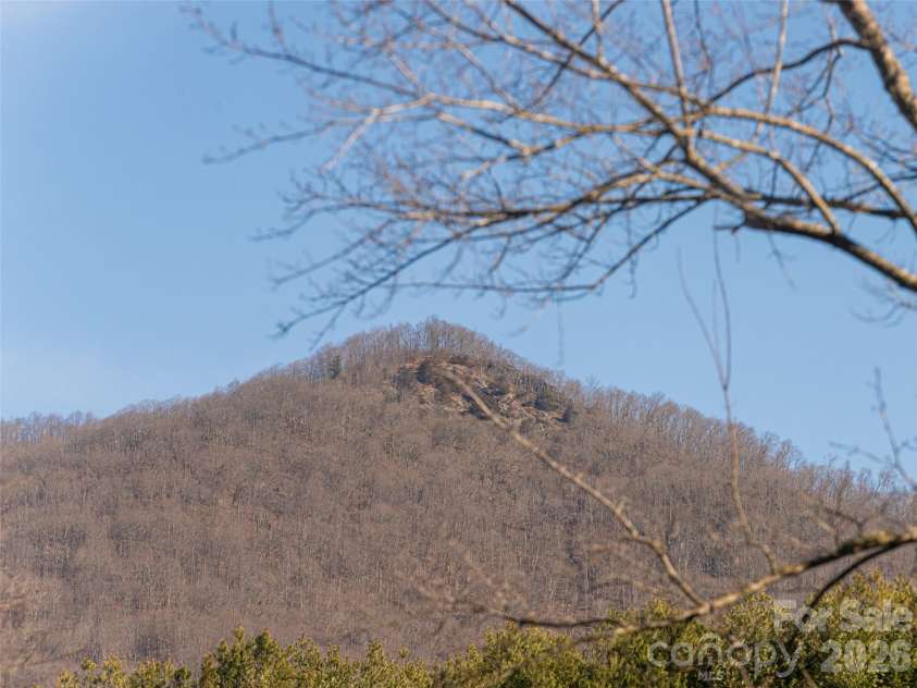 2 Bent Tree Drive, Asheville, NC 28803.  MLS# CAR4335530, YatesRealty ID 11119. 