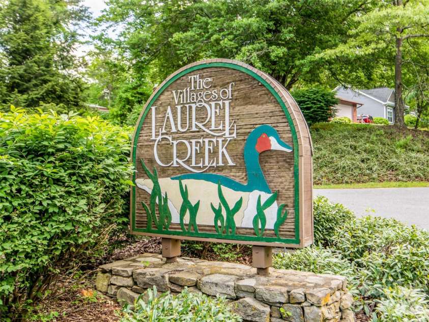 2 Bent Tree Drive, Asheville, NC 28803.  MLS# CAR4335530, YatesRealty ID 11119. 