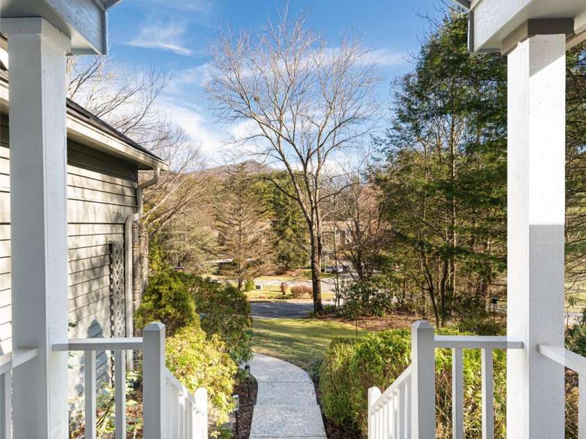 2 Bent Tree Drive, Asheville, NC 28803.  MLS# CAR4335530, YatesRealty ID 11119. Beautiful winter mountain views