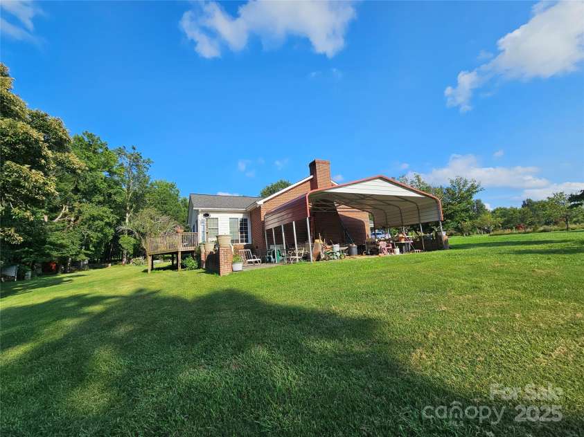 130 Scism Road, Kings Mountain, NC 28086.  MLS# CAR4226300, YatesRealty ID 1112. 