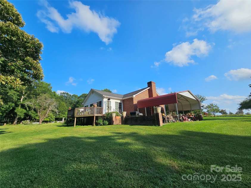 130 Scism Road, Kings Mountain, NC 28086.  MLS# CAR4226300, YatesRealty ID 1112. 