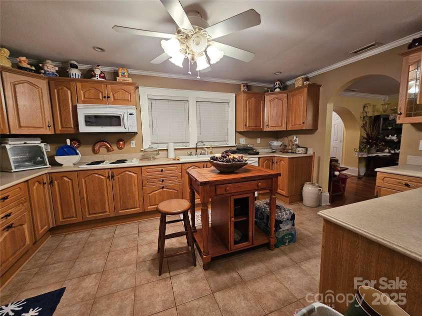 130 Scism Road, Kings Mountain, NC 28086.  MLS# CAR4226300, YatesRealty ID 1112. 