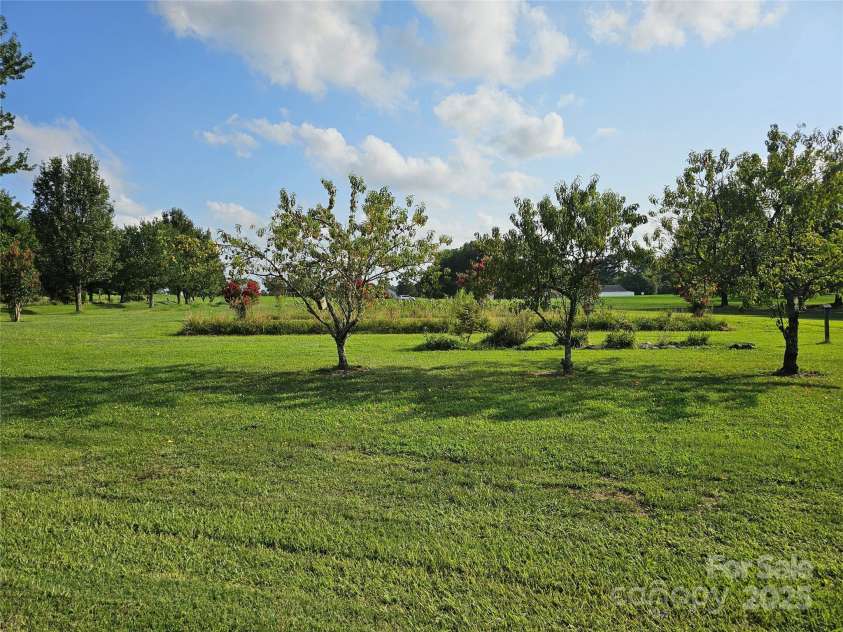 130 Scism Road, Kings Mountain, NC 28086.  MLS# CAR4226300, YatesRealty ID 1112. 