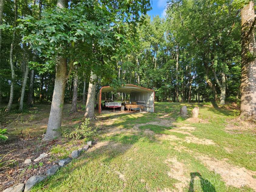 130 Scism Road, Kings Mountain, NC 28086.  MLS# CAR4226300, YatesRealty ID 1112. 