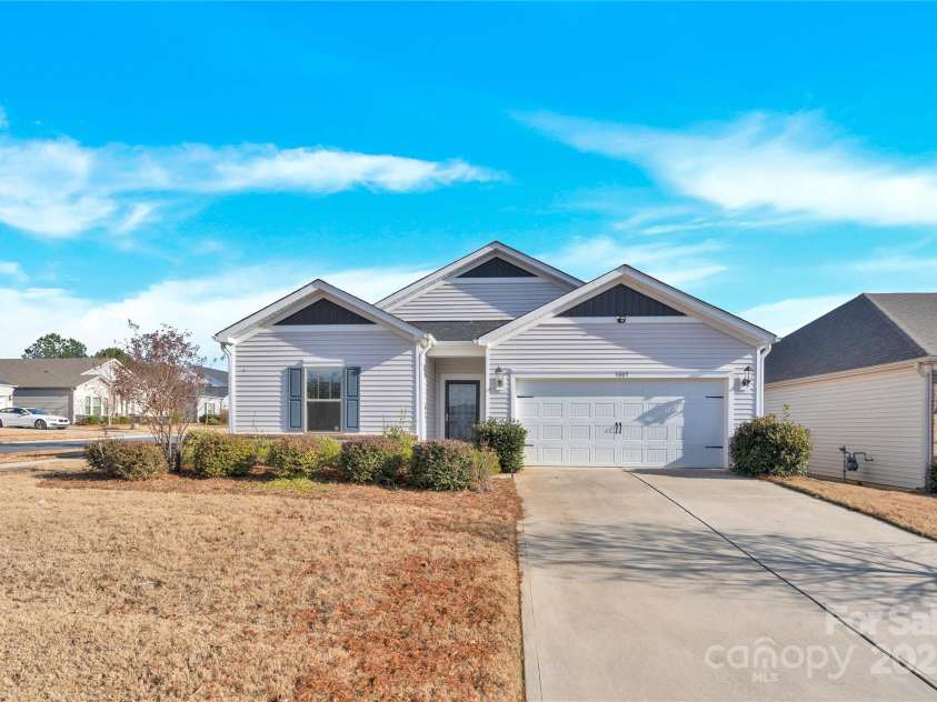 3005 Striped Maple Court, Charlotte, NC 28215.  MLS# CAR4328834, YatesRealty ID 1112. 