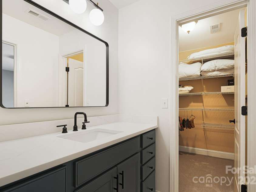 969 Rickel Drive, Hendersonville, NC 28739.  MLS# CAR4238164, YatesRealty ID 11120. 