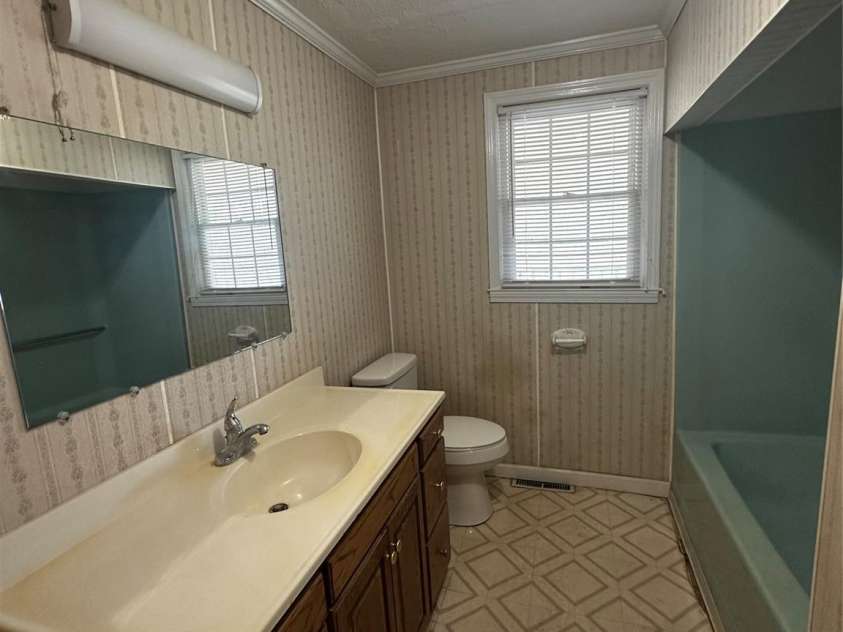 3253 Centergrove Road, Kannapolis, NC 28083.  MLS# CAR4243916, YatesRealty ID 11121. 