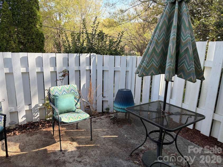 605 8th Avenue, Conover, NC 28613.  MLS# CAR4364416, YatesRealty ID 11122. 