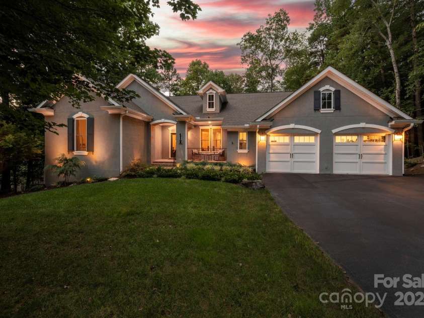 6 LaRue Court, Biltmore Lake, NC 28715.  MLS# CAR4176289, YatesRealty ID 11123. 