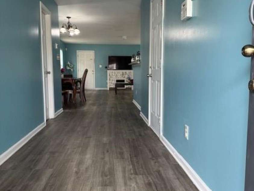 3514 Crestridge Drive, Charlotte, NC 28217.  MLS# CAR4357120, YatesRealty ID 11124. 