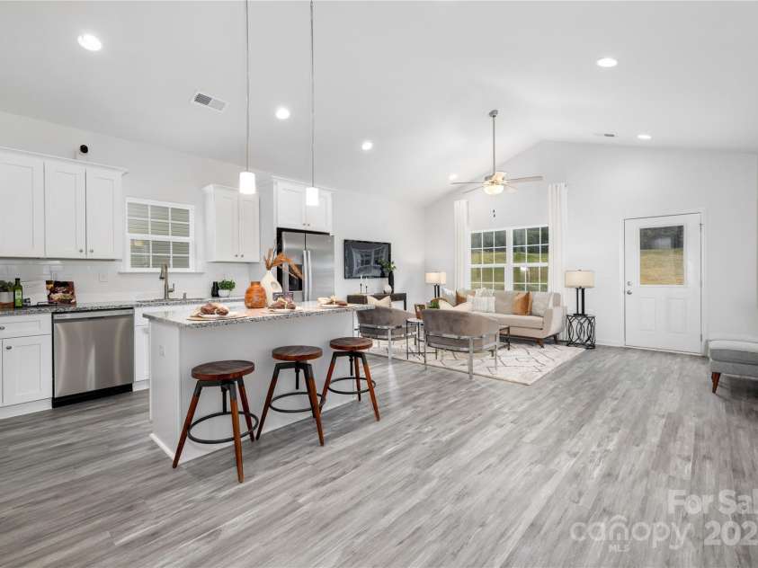 5824 Patton Street, Charlotte, NC 28269.  MLS# CAR4237409, YatesRealty ID 11124. Representation