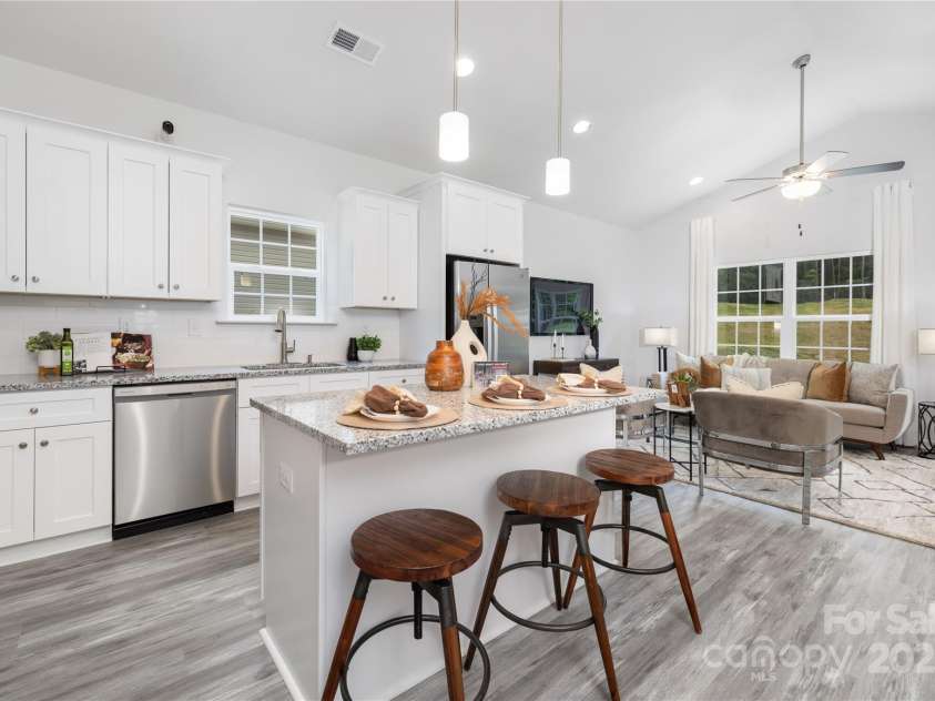 5824 Patton Street, Charlotte, NC 28269.  MLS# CAR4237409, YatesRealty ID 11124. Representation