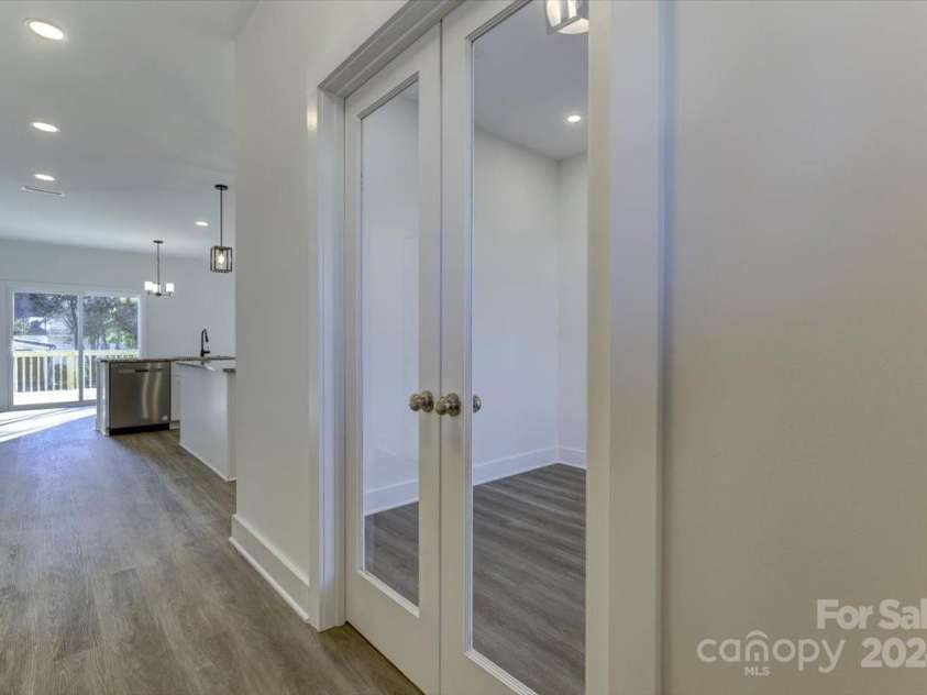 2118 Brantley Road, Kannapolis, NC 28083.  MLS# CAR4208901, YatesRealty ID 11126. 