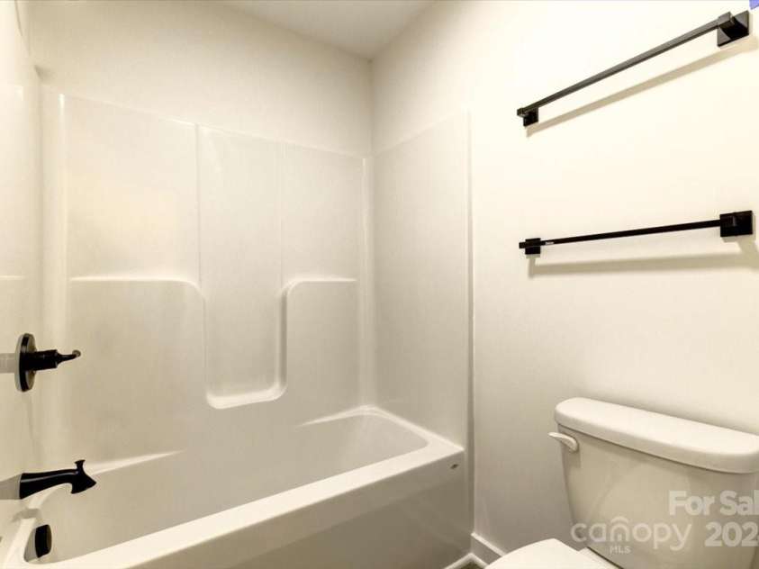 2118 Brantley Road, Kannapolis, NC 28083.  MLS# CAR4208901, YatesRealty ID 11126. 