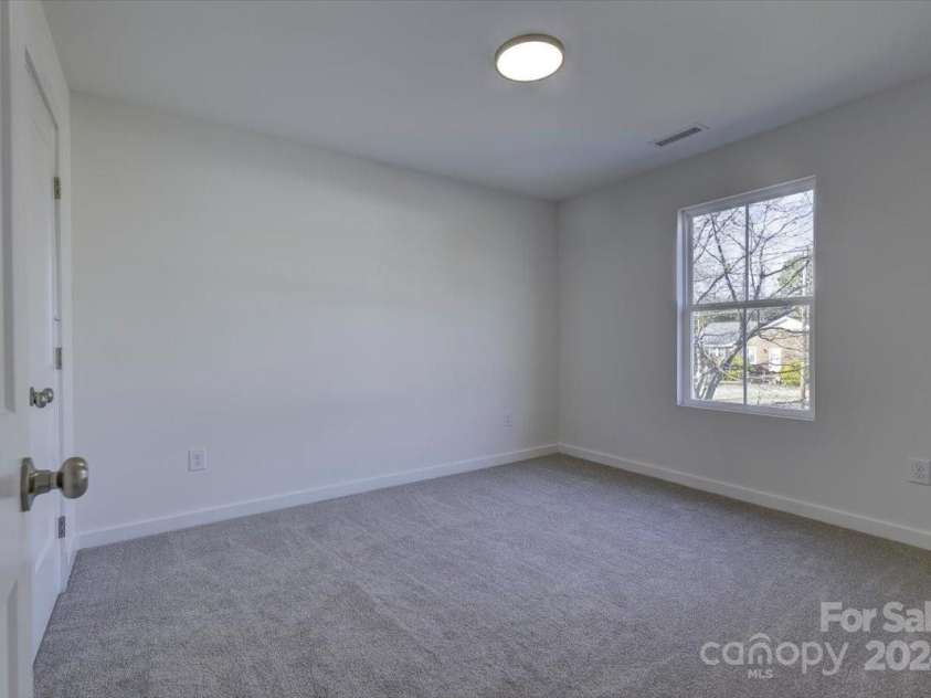 2118 Brantley Road, Kannapolis, NC 28083.  MLS# CAR4208901, YatesRealty ID 11126. 