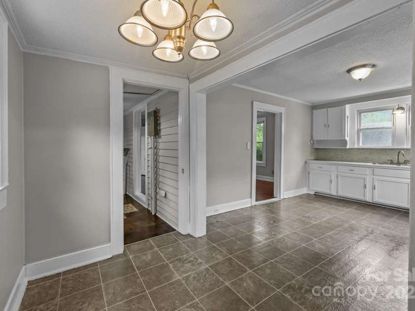 610 Watts Street, Albemarle, NC 28001.  MLS# CAR4310965, YatesRealty ID 11126. 