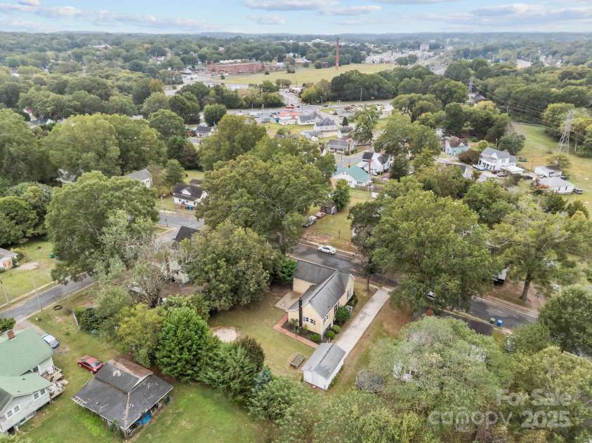610 Watts Street, Albemarle, NC 28001.  MLS# CAR4310965, YatesRealty ID 11126. 