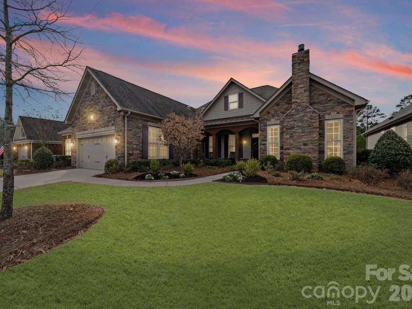 14817 High Bluff Court, Charlotte, NC 28278.  MLS# CAR4332465, YatesRealty ID 11127. Twilight 