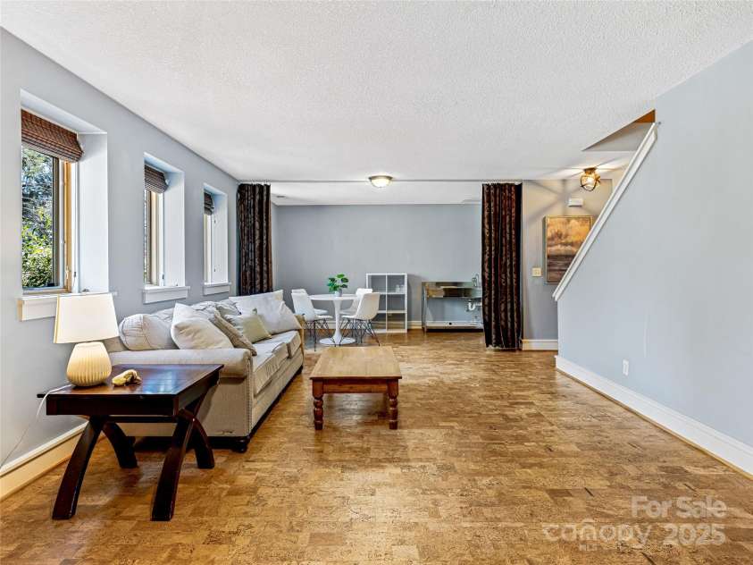 116 Mitchell Avenue, Asheville, NC 28806.  MLS# CAR4217636, YatesRealty ID 11128. 