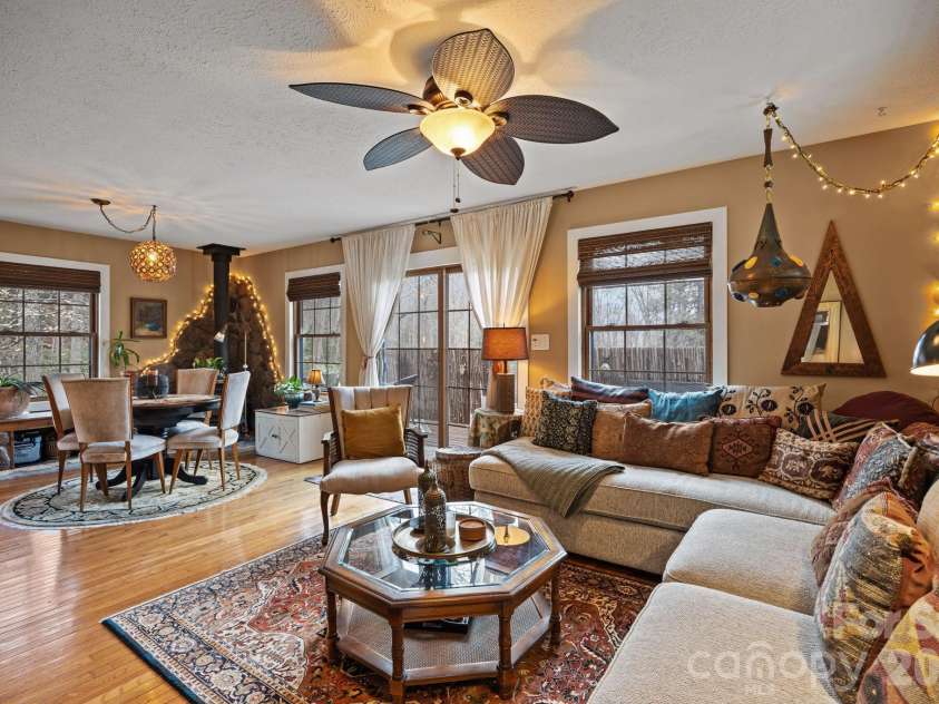 373 Lytle Cove Road, Swannanoa, NC 28778.  MLS# CAR4359976, YatesRealty ID 11130. 