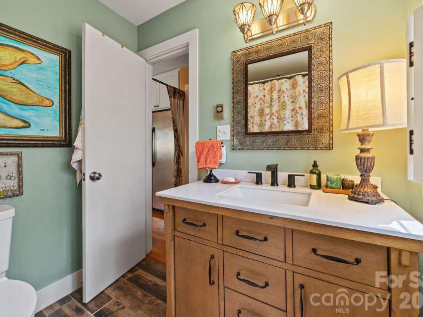 373 Lytle Cove Road, Swannanoa, NC 28778.  MLS# CAR4359976, YatesRealty ID 11130. 