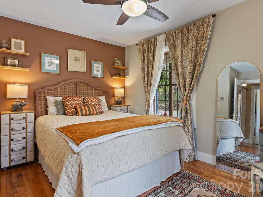 373 Lytle Cove Road, Swannanoa, NC 28778.  MLS# CAR4359976, YatesRealty ID 11130. 