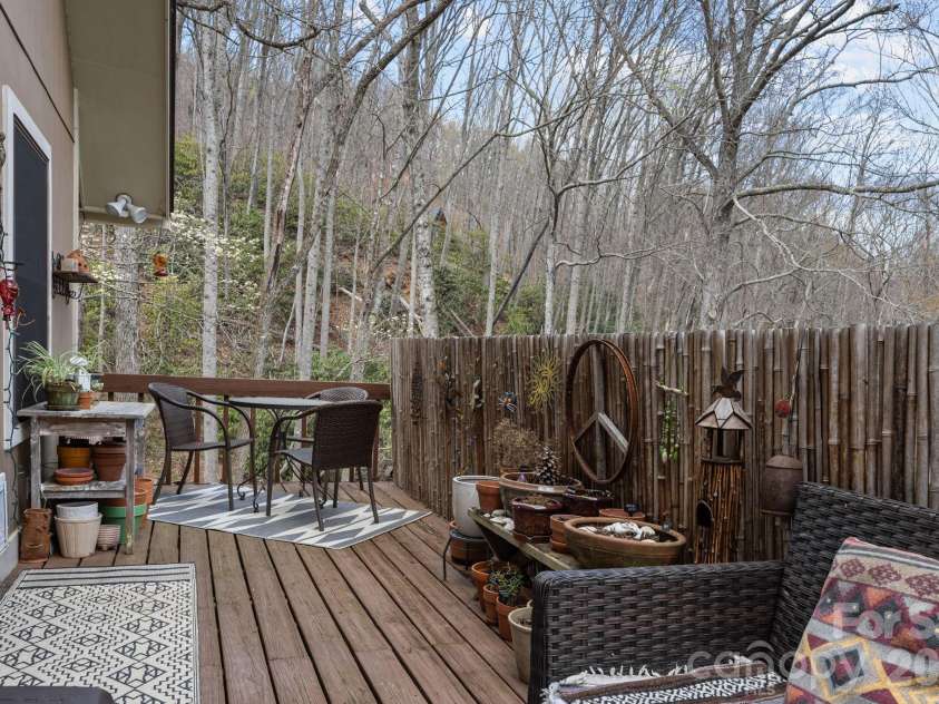 373 Lytle Cove Road, Swannanoa, NC 28778.  MLS# CAR4359976, YatesRealty ID 11130. 