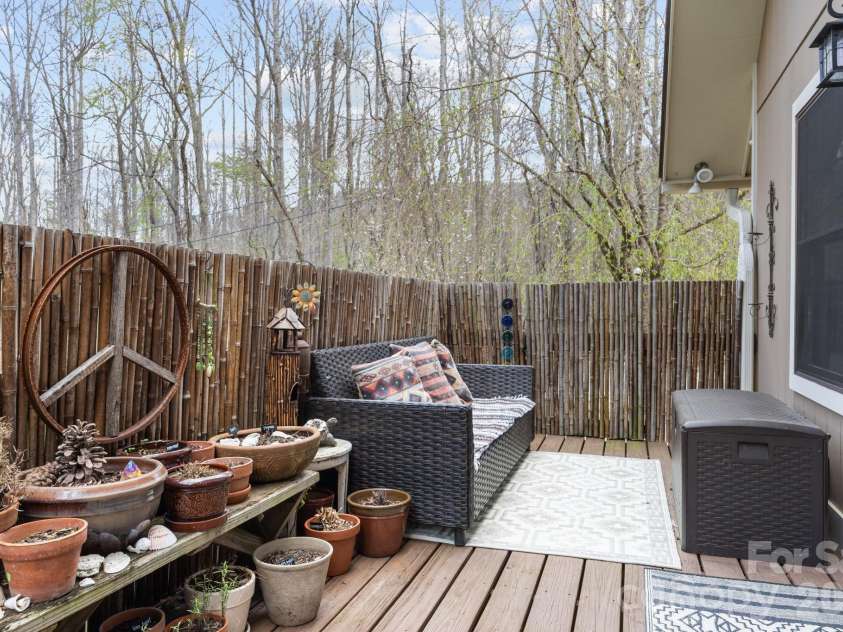 373 Lytle Cove Road, Swannanoa, NC 28778.  MLS# CAR4359976, YatesRealty ID 11130. 