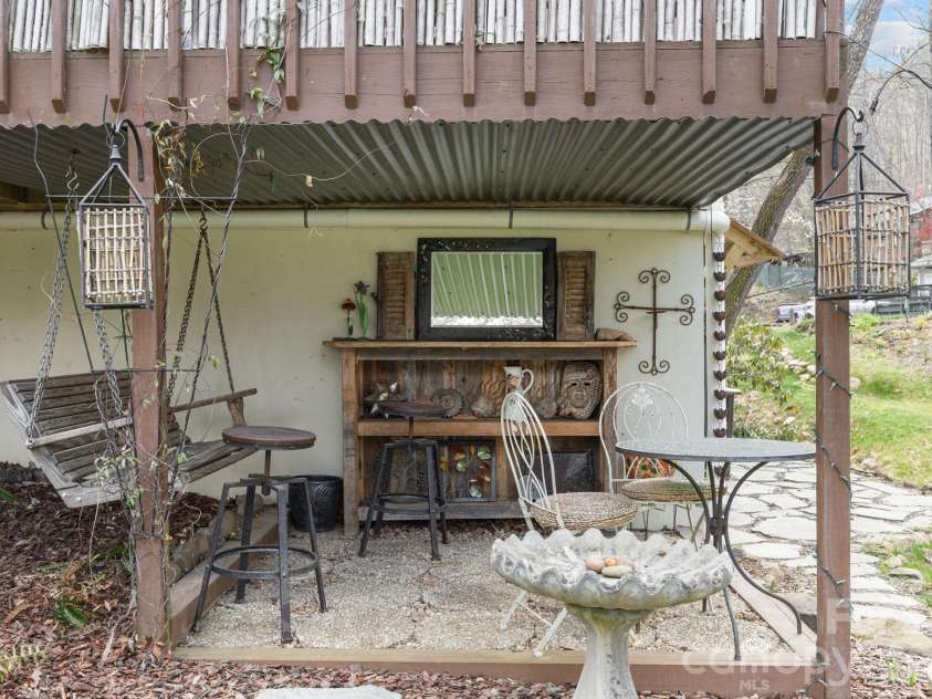 373 Lytle Cove Road, Swannanoa, NC 28778.  MLS# CAR4359976, YatesRealty ID 11130. 