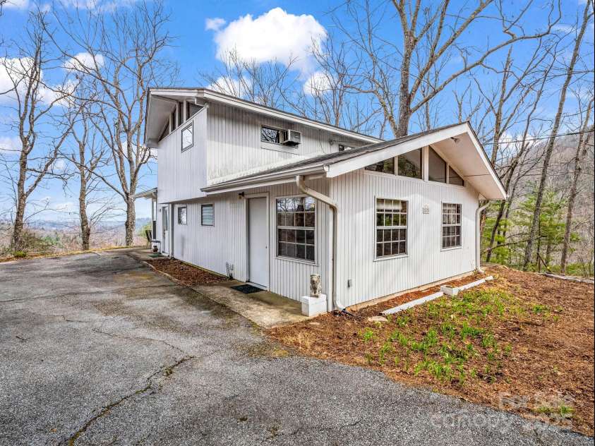 675 Foster Hill Drive, Hendersonville, NC 28739.  MLS# CAR4230594, YatesRealty ID 11130. 