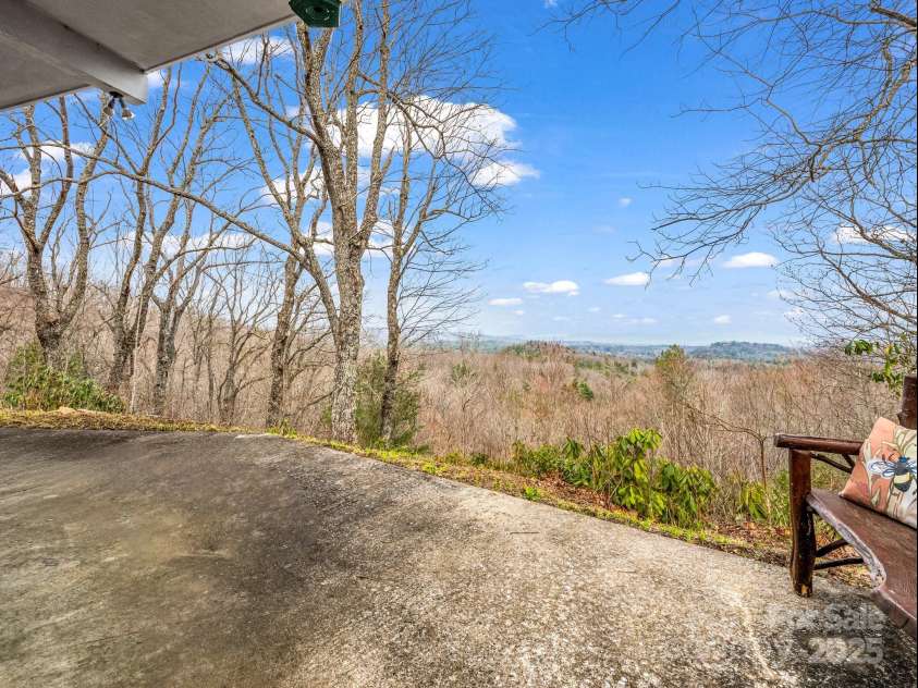 675 Foster Hill Drive, Hendersonville, NC 28739.  MLS# CAR4230594, YatesRealty ID 11130. 