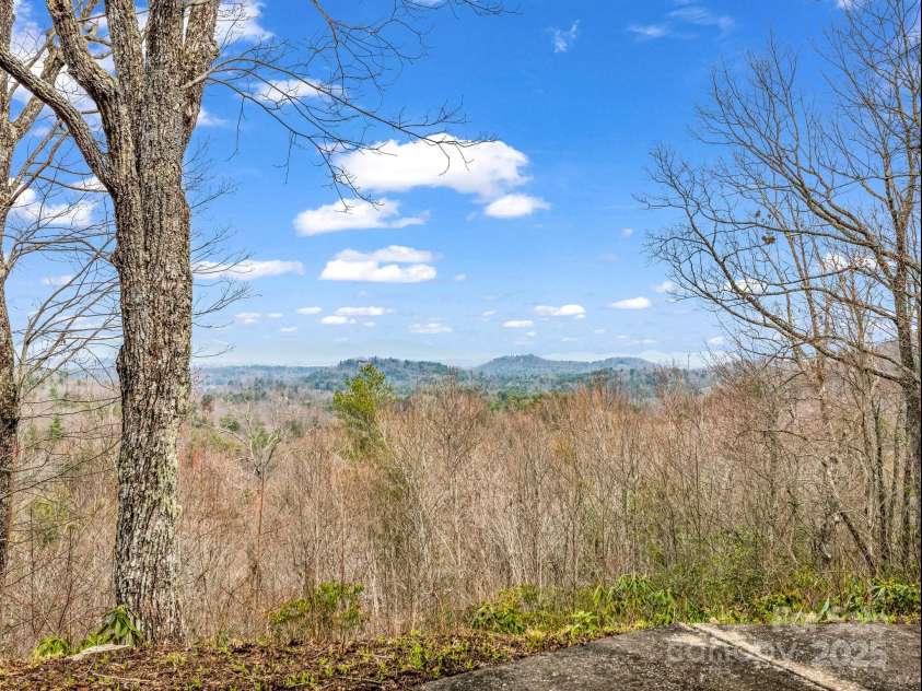 675 Foster Hill Drive, Hendersonville, NC 28739.  MLS# CAR4230594, YatesRealty ID 11130. 