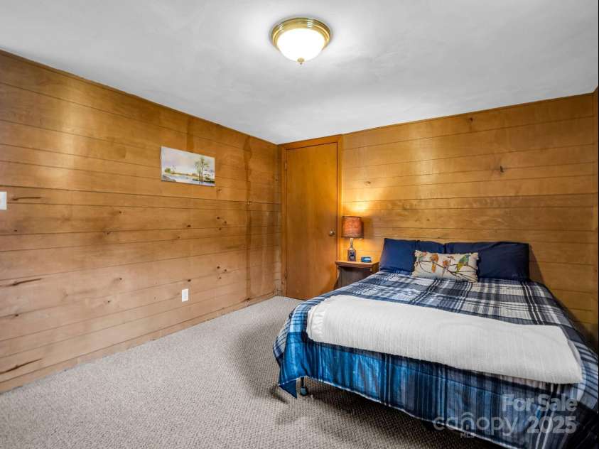 675 Foster Hill Drive, Hendersonville, NC 28739.  MLS# CAR4230594, YatesRealty ID 11130. 
