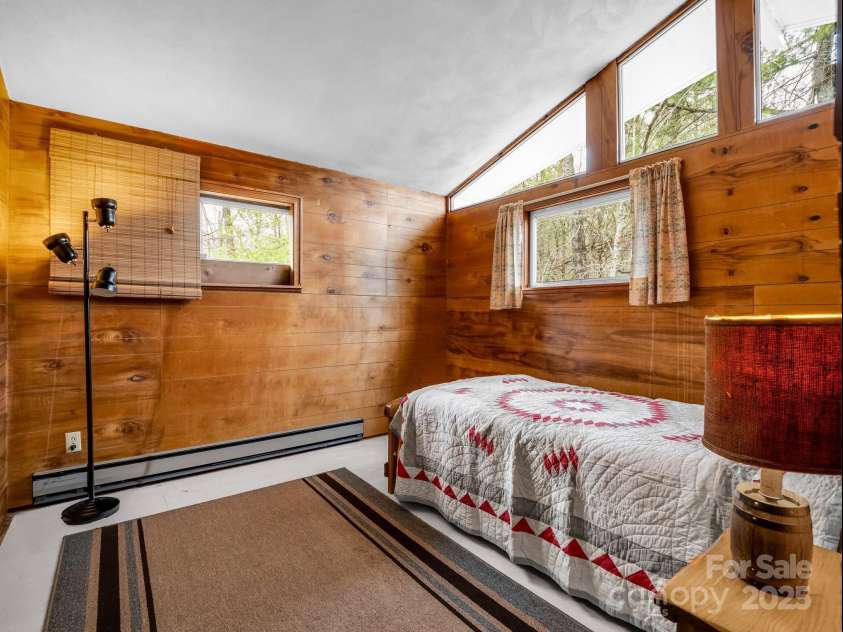 675 Foster Hill Drive, Hendersonville, NC 28739.  MLS# CAR4230594, YatesRealty ID 11130. 