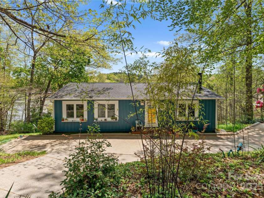 1430 Mollys Backbone Road, Catawba, NC 28609.  MLS# CAR4248127, YatesRealty ID 11131. 