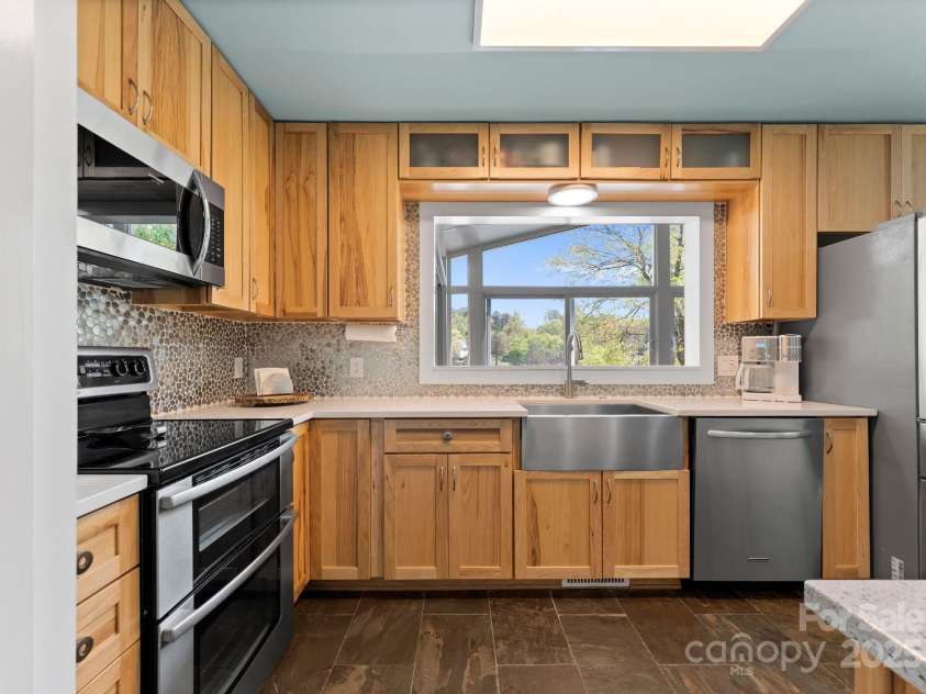 1430 Mollys Backbone Road, Catawba, NC 28609.  MLS# CAR4248127, YatesRealty ID 11131. 