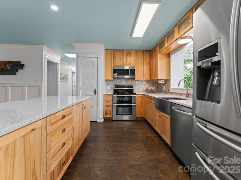 1430 Mollys Backbone Road, Catawba, NC 28609.  MLS# CAR4248127, YatesRealty ID 11131. 