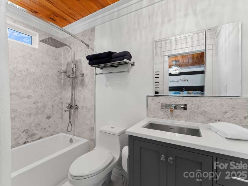 1430 Mollys Backbone Road, Catawba, NC 28609.  MLS# CAR4248127, YatesRealty ID 11131. 