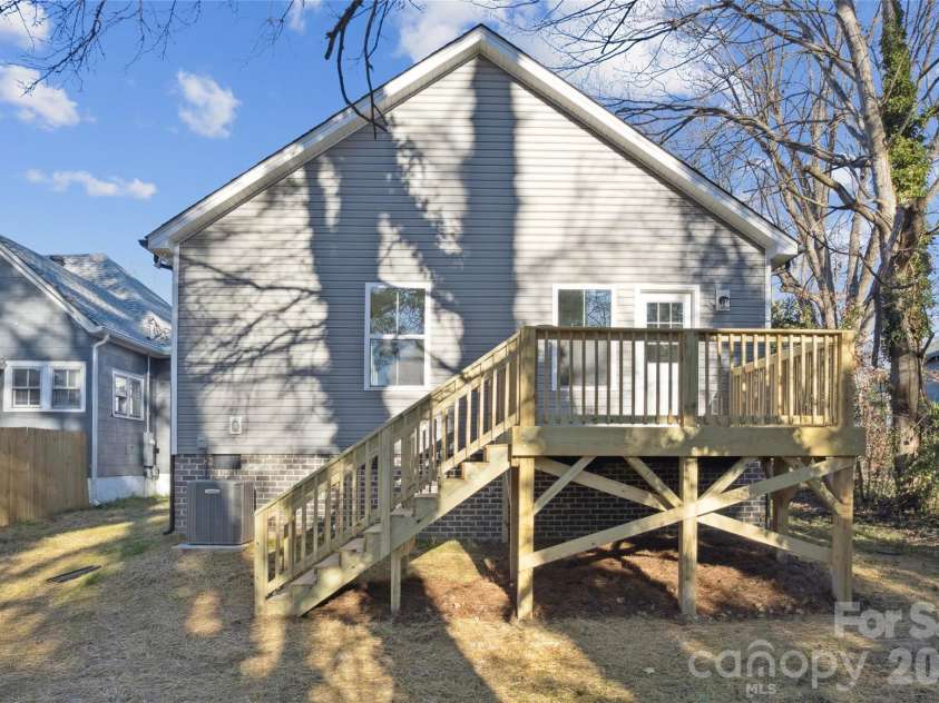 209B Yadkin Avenue, Spencer, NC 28159.  MLS# CAR4336552, YatesRealty ID 11131. 