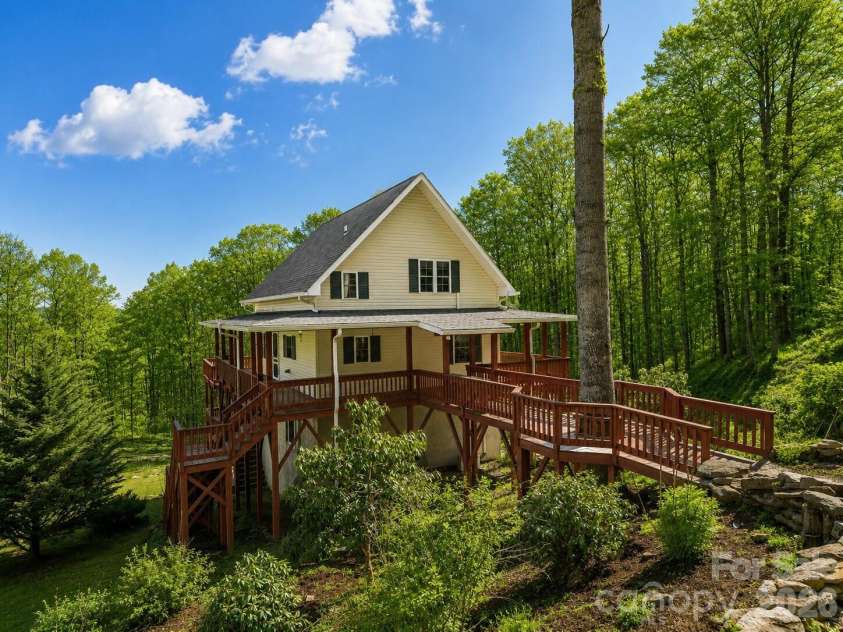575 Twin Brook Drive, Waynesville, NC 28785.  MLS# CAR4326846, YatesRealty ID 11133. 