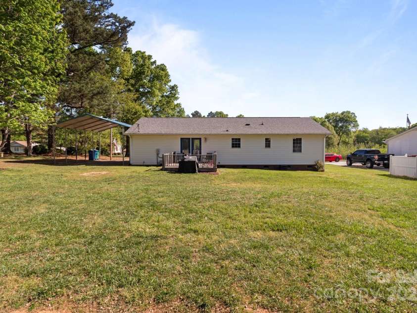1238 Moss Springs Road, Albemarle, NC 28001.  MLS# CAR4248071, YatesRealty ID 11135. 