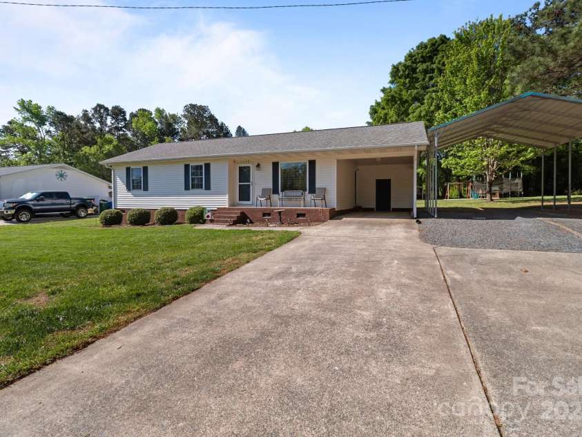 1238 Moss Springs Road, Albemarle, NC 28001.  MLS# CAR4248071, YatesRealty ID 11135. 