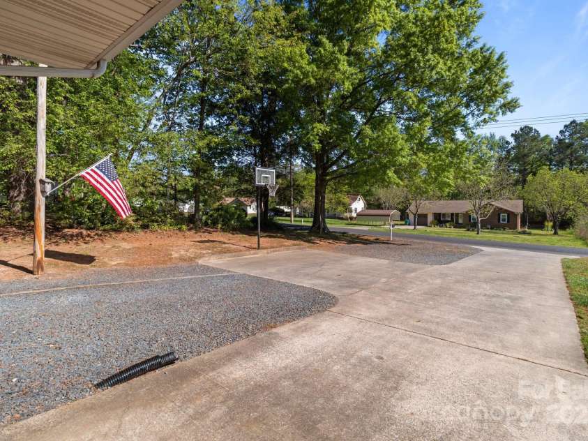 1238 Moss Springs Road, Albemarle, NC 28001.  MLS# CAR4248071, YatesRealty ID 11135. Front Driveway - All the space!