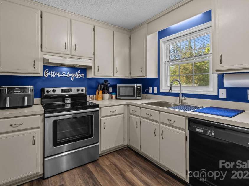 1238 Moss Springs Road, Albemarle, NC 28001.  MLS# CAR4248071, YatesRealty ID 11135. Kitchen