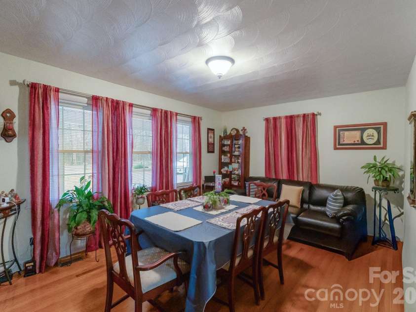 1616 Lithia Springs Road, Shelby, NC 28150.  MLS# CAR4336544, YatesRealty ID 11137. 