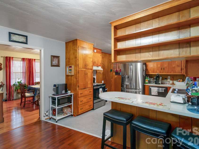 1616 Lithia Springs Road, Shelby, NC 28150.  MLS# CAR4336544, YatesRealty ID 11137. 