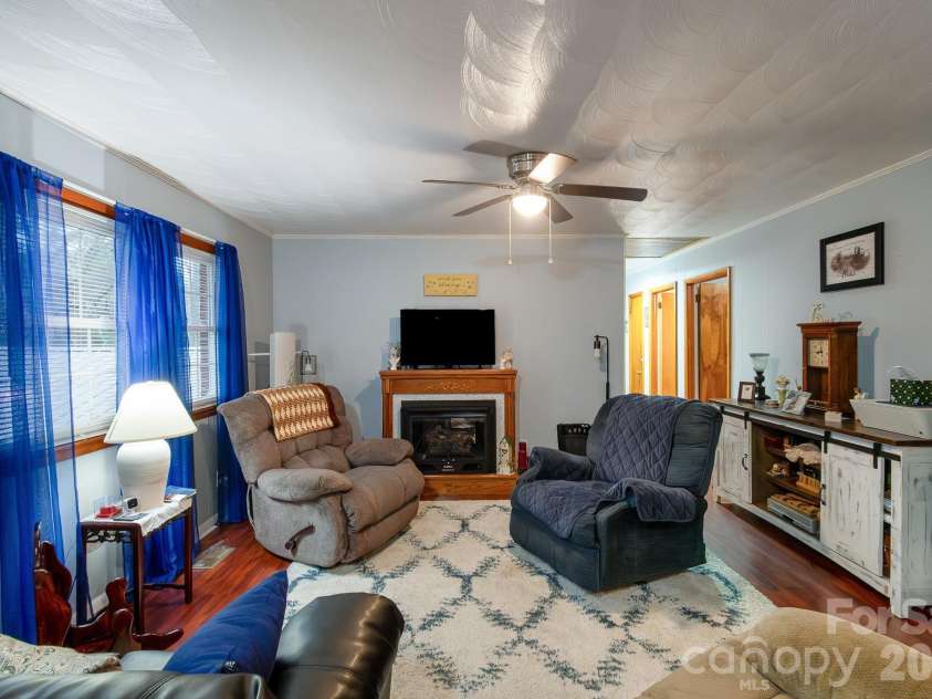 1616 Lithia Springs Road, Shelby, NC 28150.  MLS# CAR4336544, YatesRealty ID 11137. 