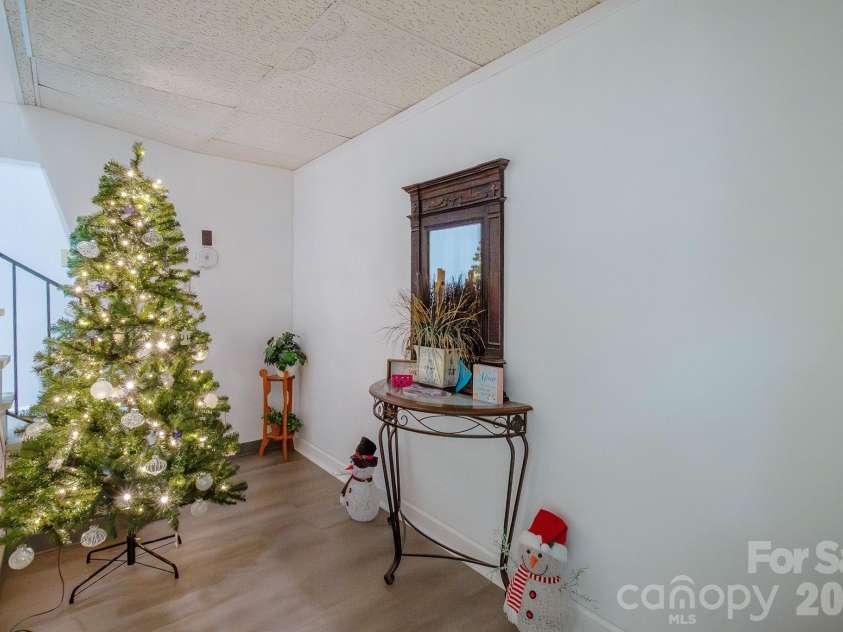 1616 Lithia Springs Road, Shelby, NC 28150.  MLS# CAR4336544, YatesRealty ID 11137. 